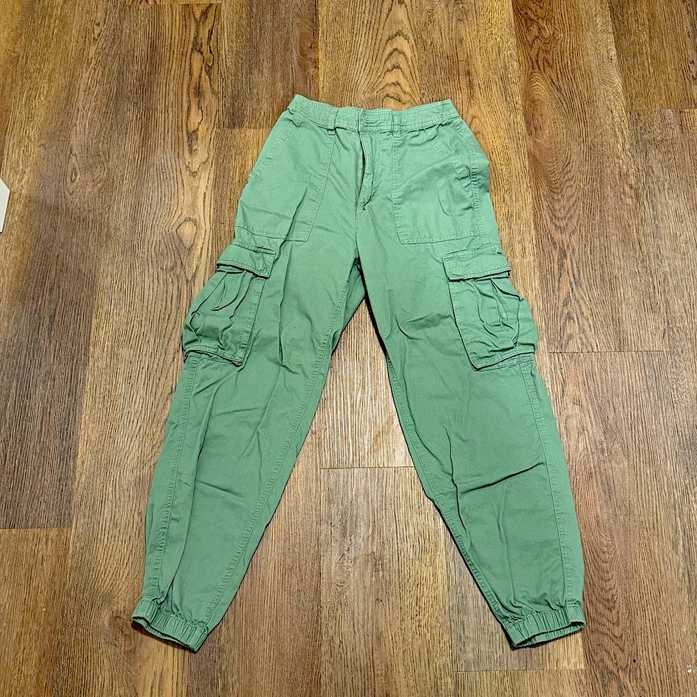 Abercrombie & Fitch cargo pants